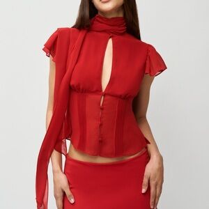 Ara Top, Red | Guizio Medium